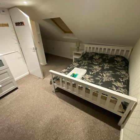 The Attic En-Suite Room Плаймаут Экстерьер фото